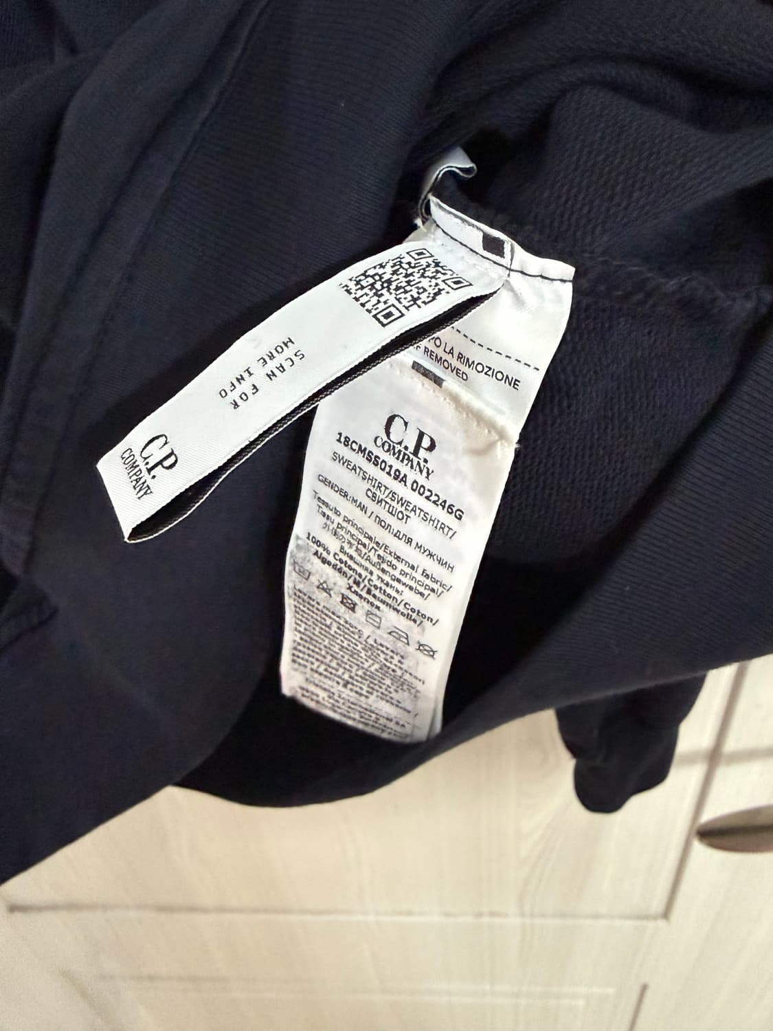 CP 컴퍼니 렌즈 맨투맨 네이비 L 사이즈 새상품 상품이미지3