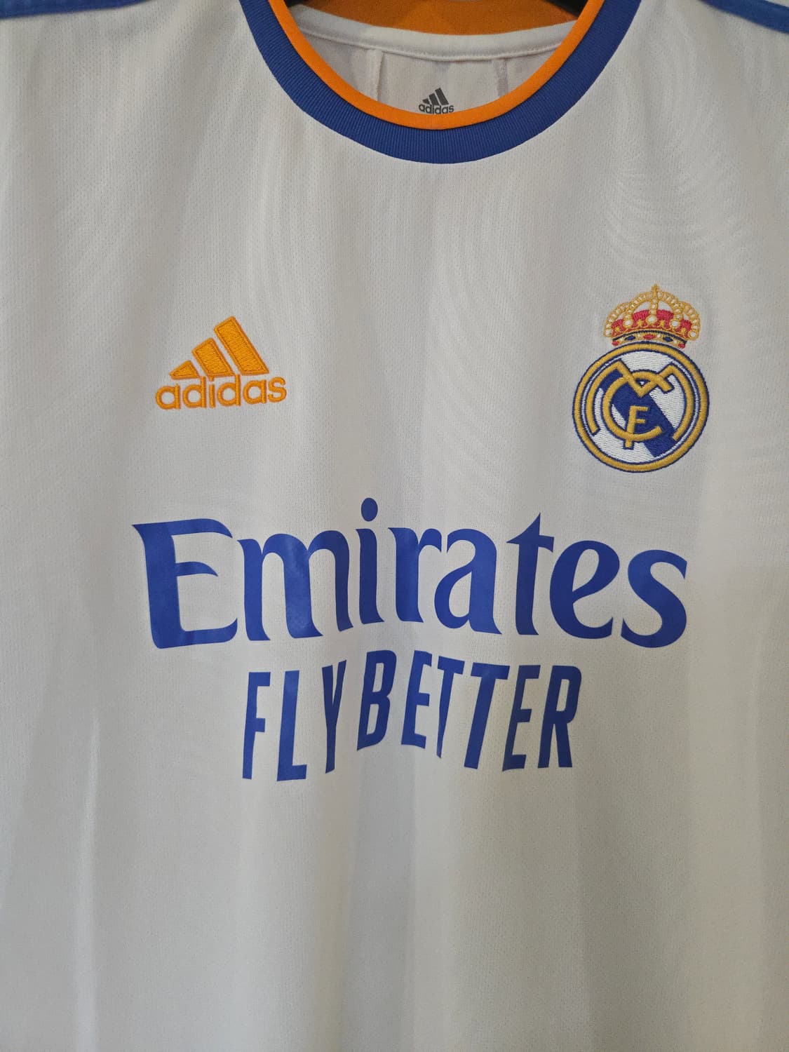 아디다스 레알 마드리드 21-22 유니폼 M 상품이미지2
