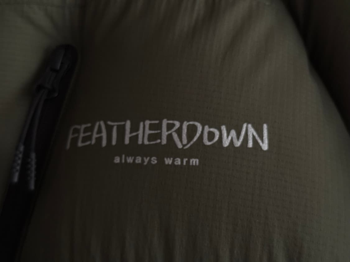 페더다운(featherdown) 패딩입니다.  상품이미지3