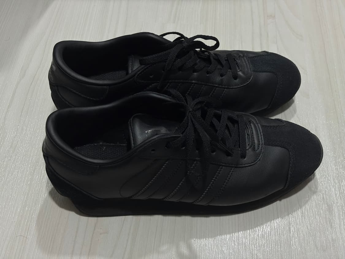 아디다스 컨트리2 올블랙 상품이미지2