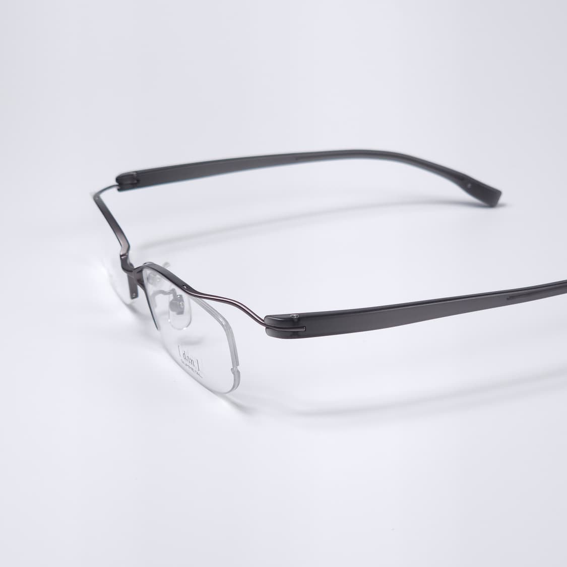 (새상품)단 DAN 일본 장인 반무테 안경 상품이미지1