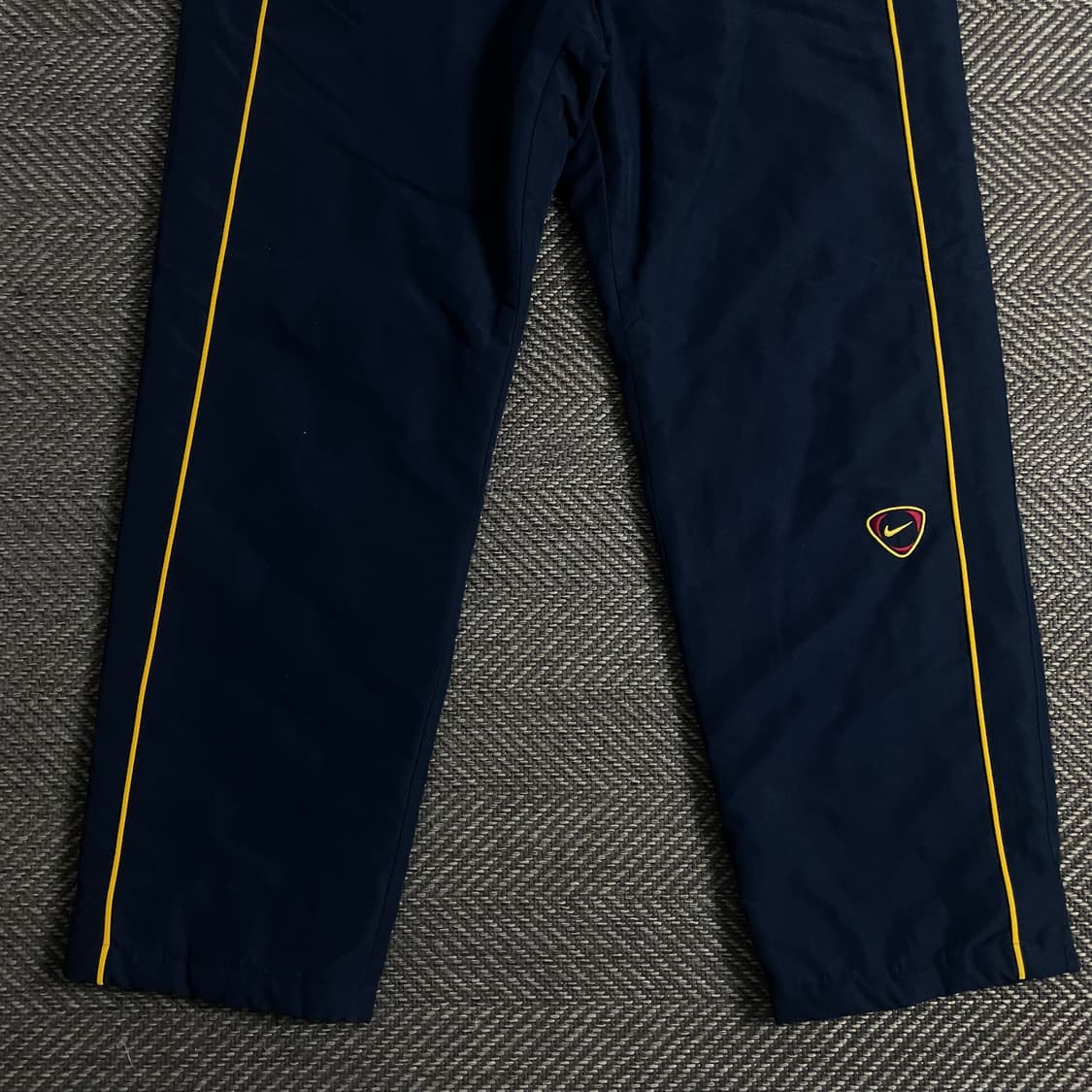 00s 나이키 올드스쿨 와이드핏 우븐 누빔 트랙팬츠y 3508 상품이미지3