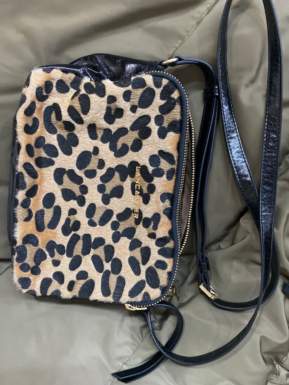 랑카스터 가방 레오파드 크로스백 상품이미지1