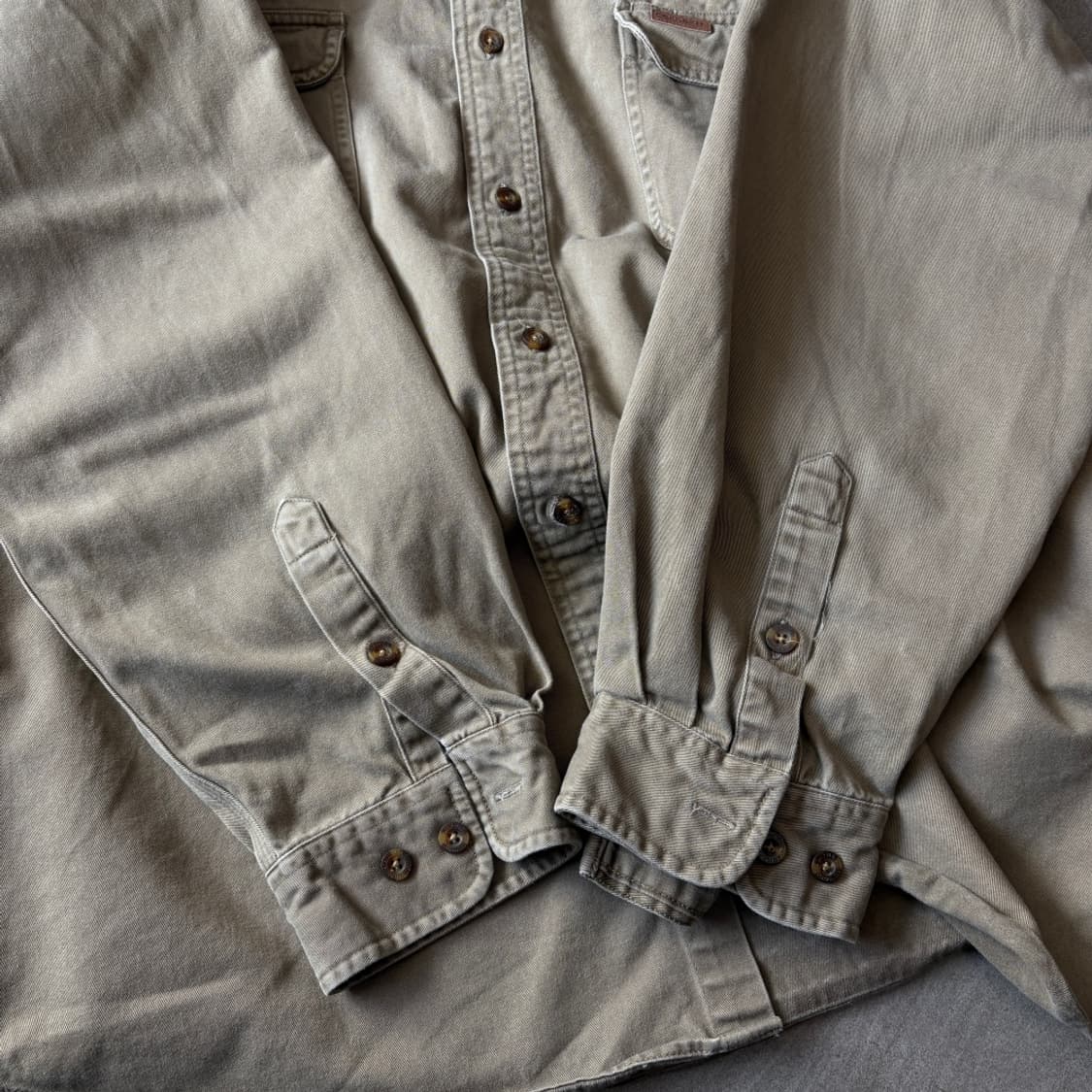 칼하트 오리지널 베이지 긴팔 셔츠  상품이미지9