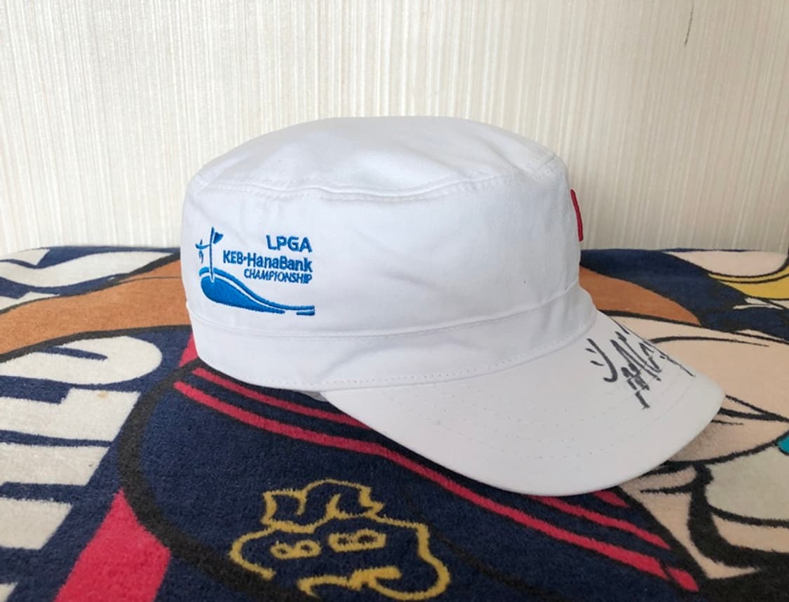 LPGA KEB-하나뱅크 챔피언십 혼마골프 허윤경프로 싸인모자 상품이미지6