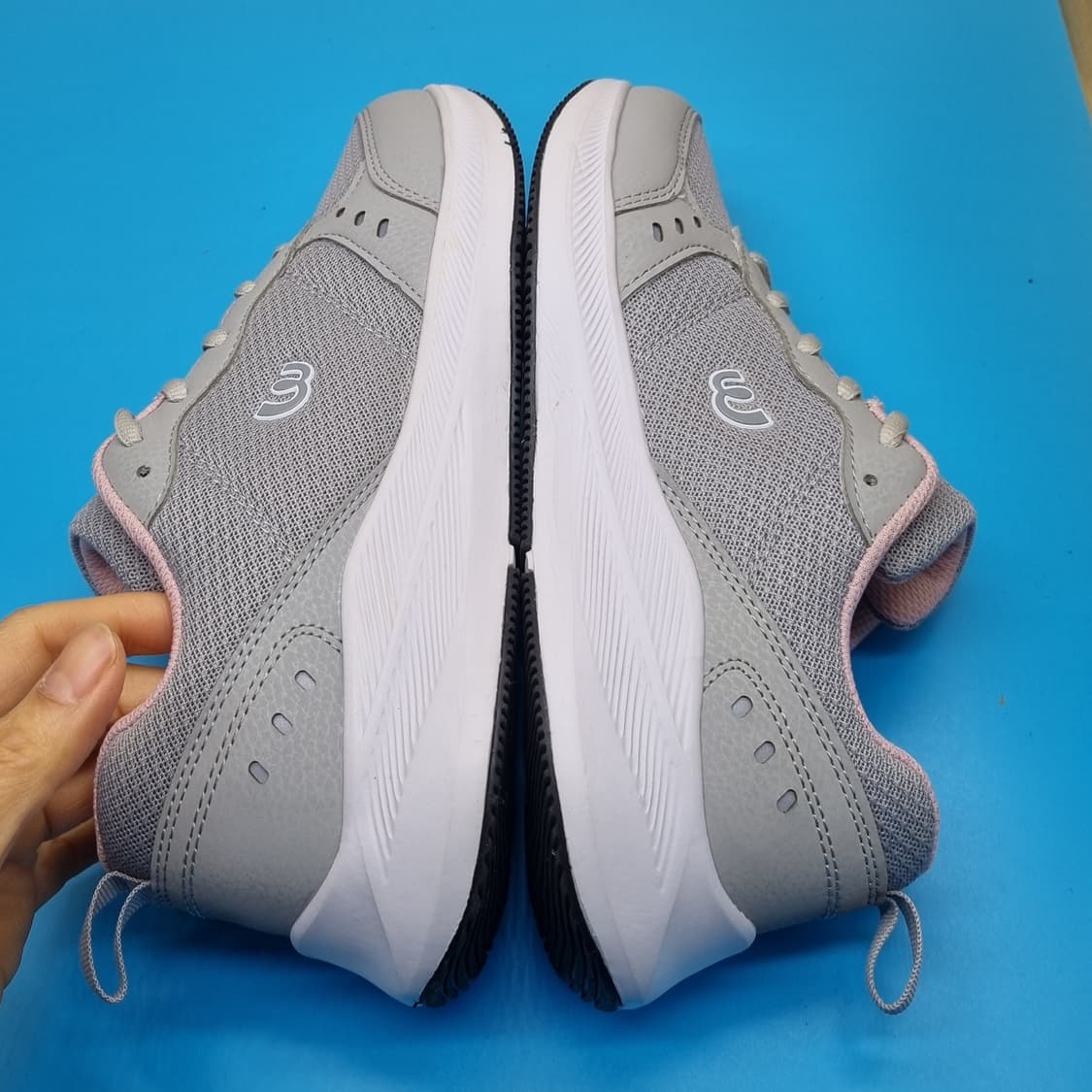 월드컵 글로브런 W 운동화 250 상품이미지5