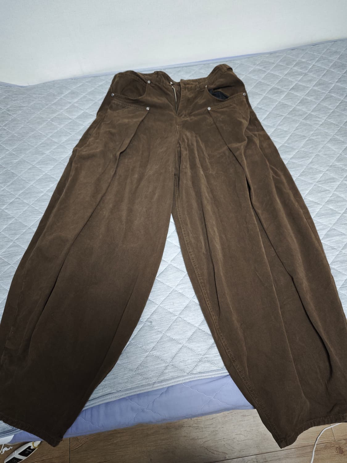 IDWS Soft Suede Twill Balloon Pants 상품이미지2