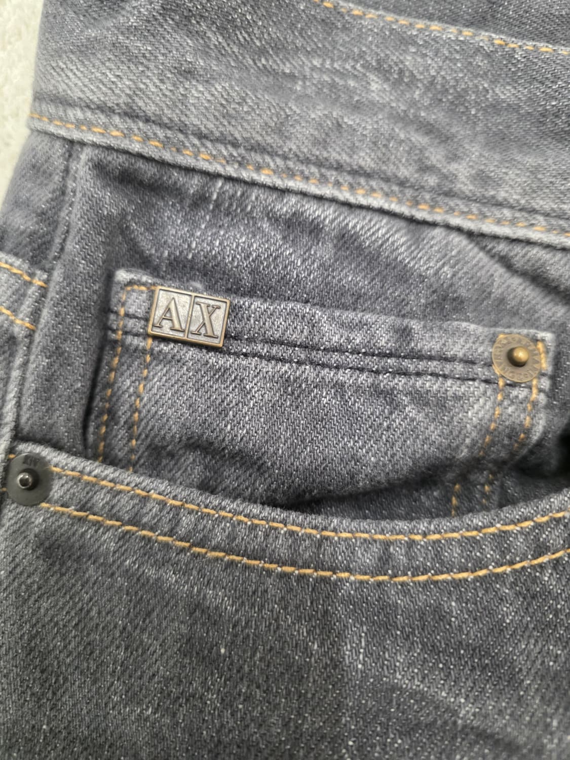 알마니 익스체인지 청바지.  싸이즈32 상품이미지3