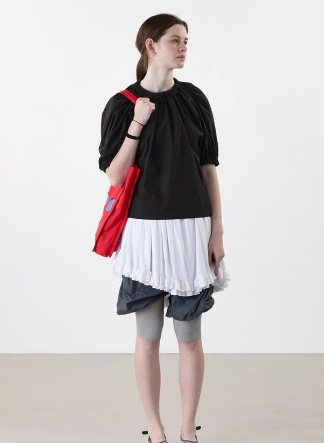 코스모스 cosmoss SMOCKED RAGLAN 블라우스 상품이미지3