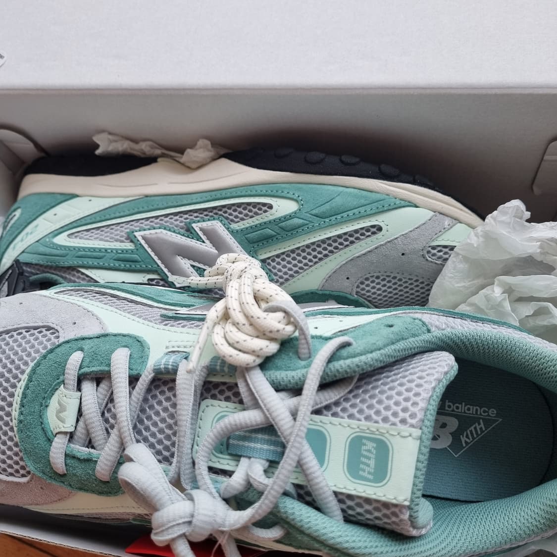 뉴발란스 키스 204L 실버그레이 상품이미지1