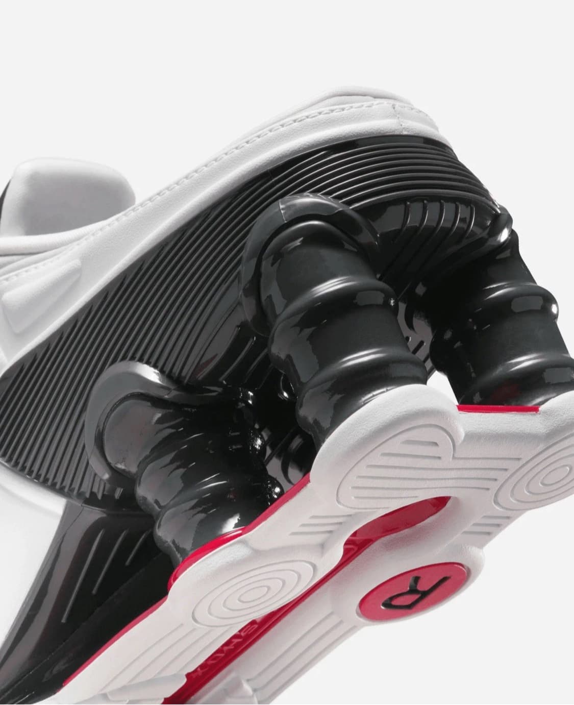 [285/W11.5,M10] 나이키 X 마틴로즈 샥스 화이트 바시티 레드 상품이미지2