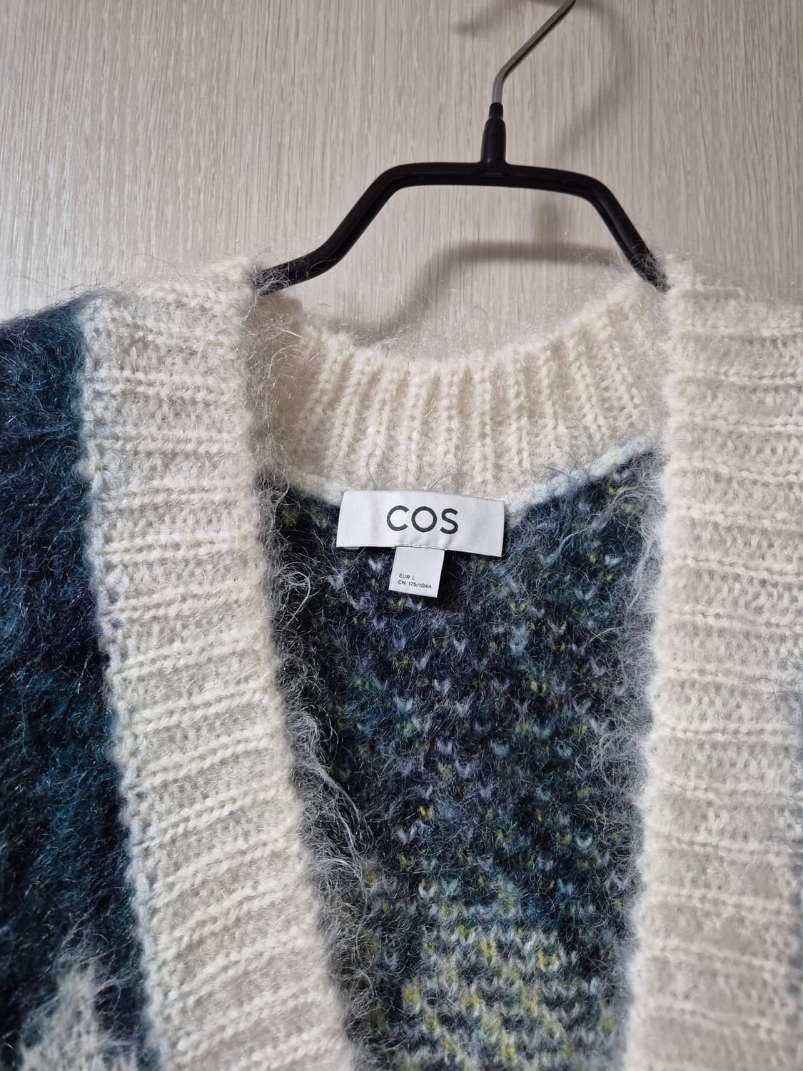 COS  코스 모헤어 브이넥 니트 베스트 라지 신형 상품이미지4