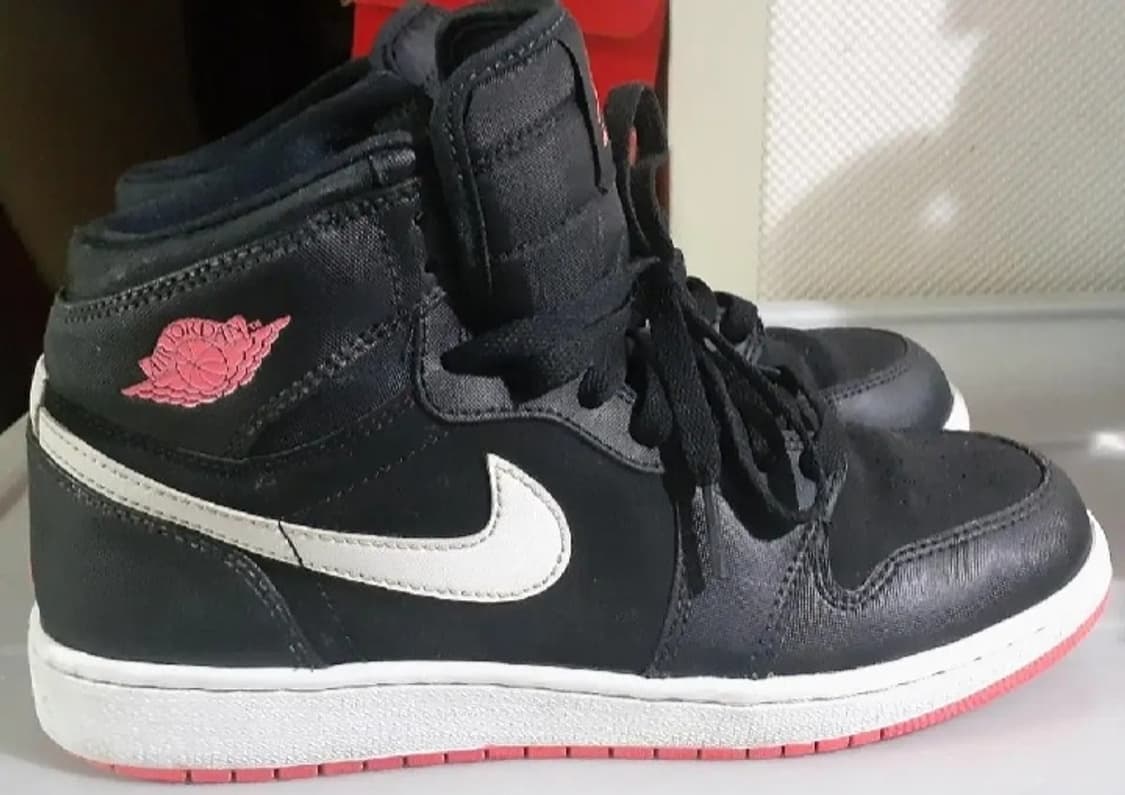 245 GS 조던1 레트로 하이  블랙 핫 라바 상품이미지2