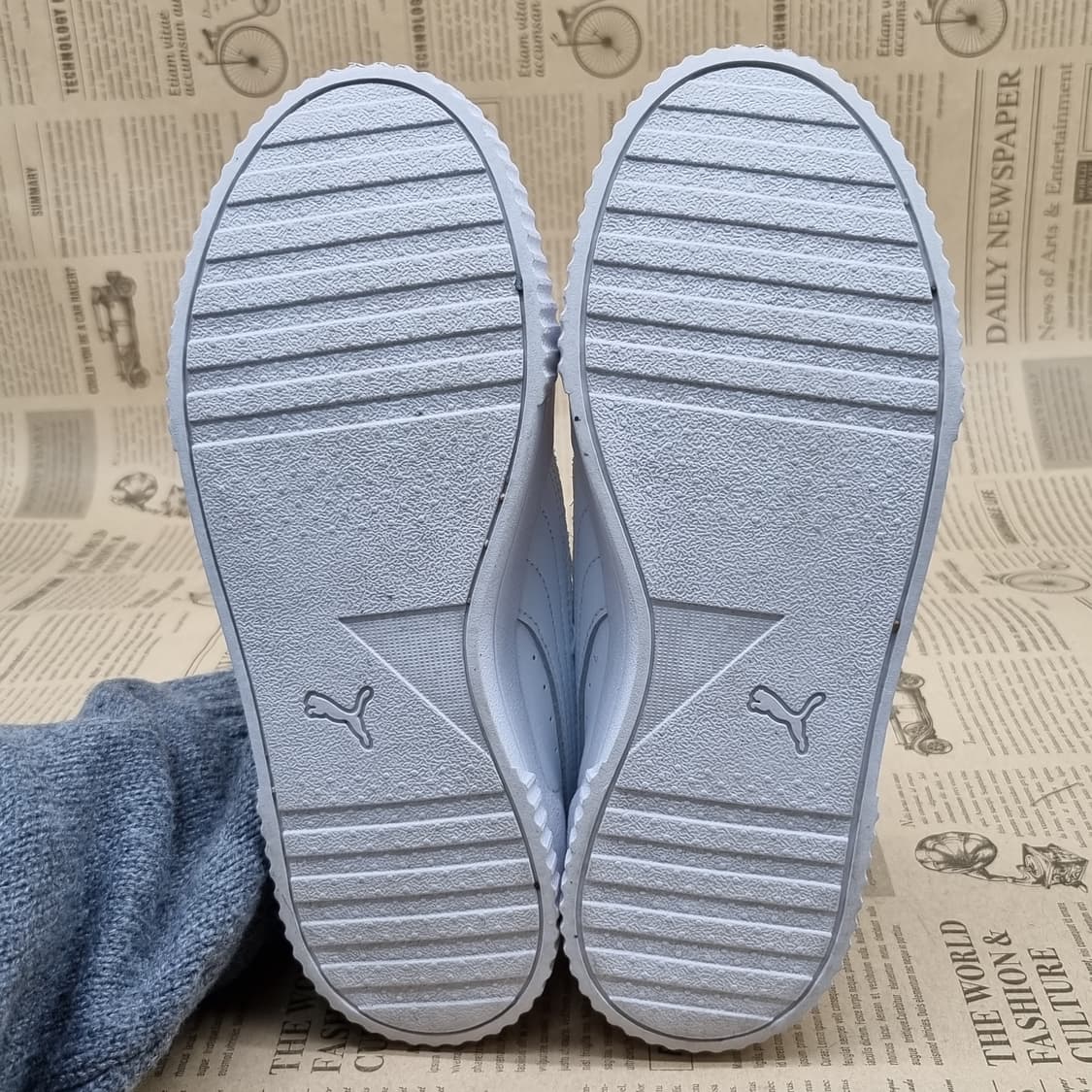 푸마 카리나 여성운동화235 상품이미지3