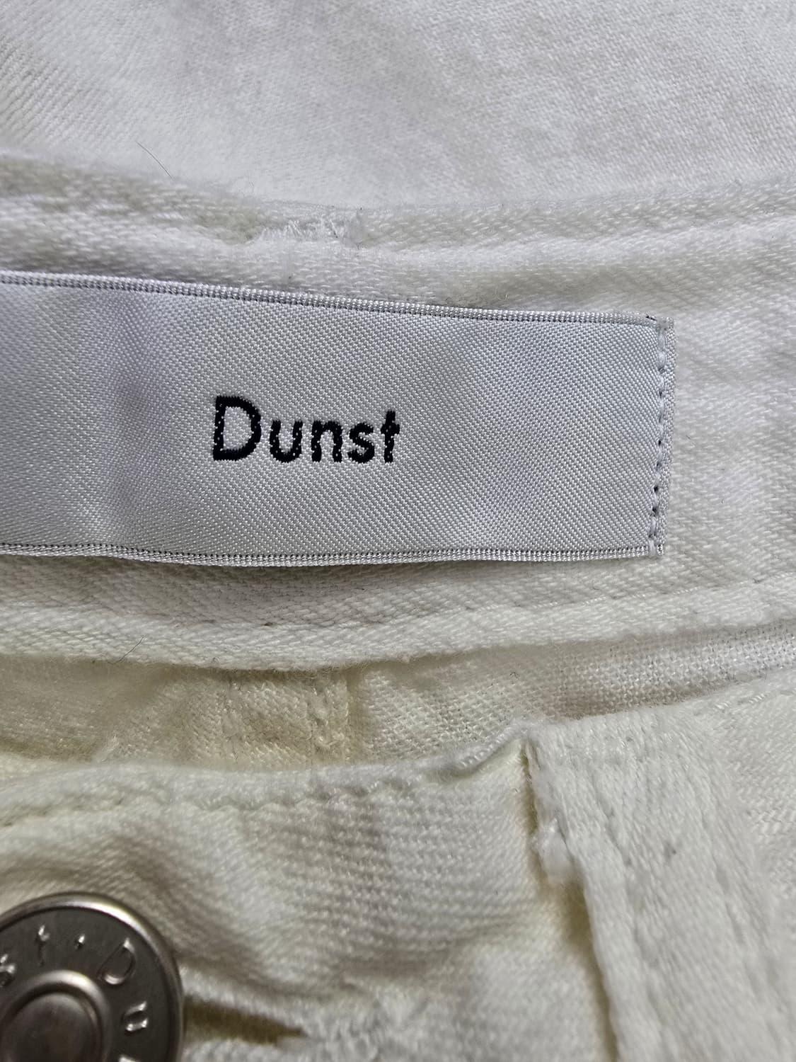 Dunst 던스트 화이트 일자핏 면바지 (2074) 상품이미지4