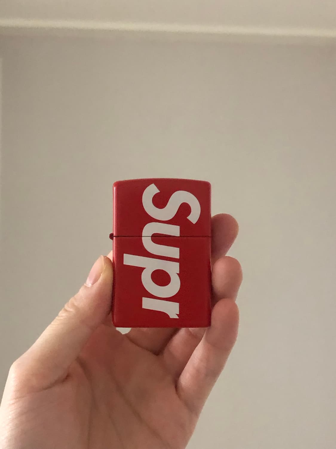 슈프림 로고 지포 레드 상품이미지1