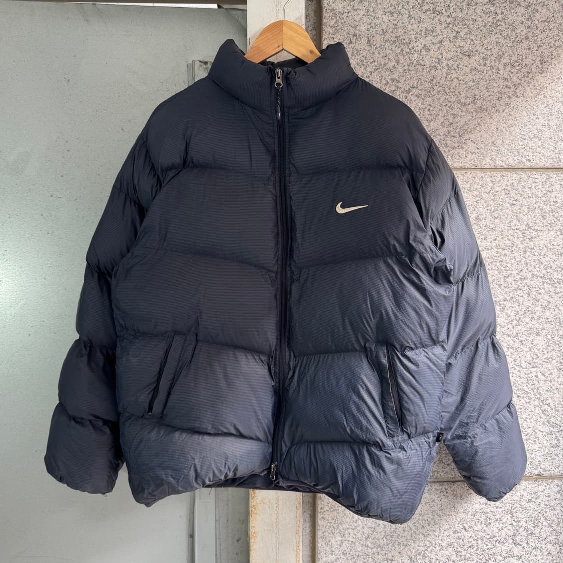 나이키 스우시 로고 체크 푸퍼 패딩 상품이미지2