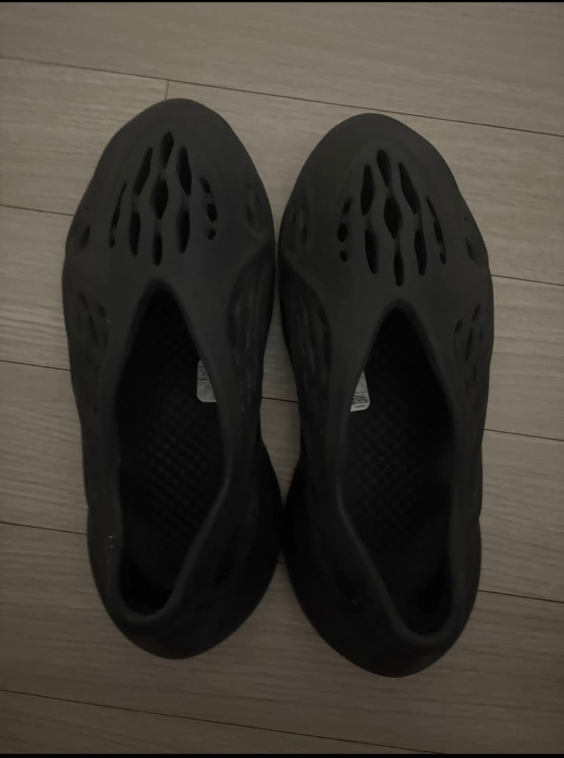 아디다스 이지폼 러너 오닉스 상품이미지1