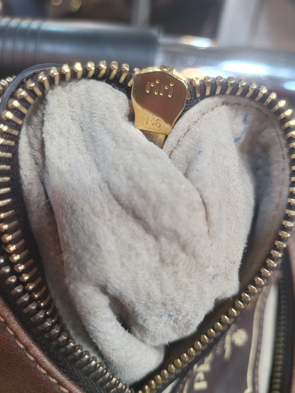 정품 프라다 호보백 브라운 숄더백 상품이미지9