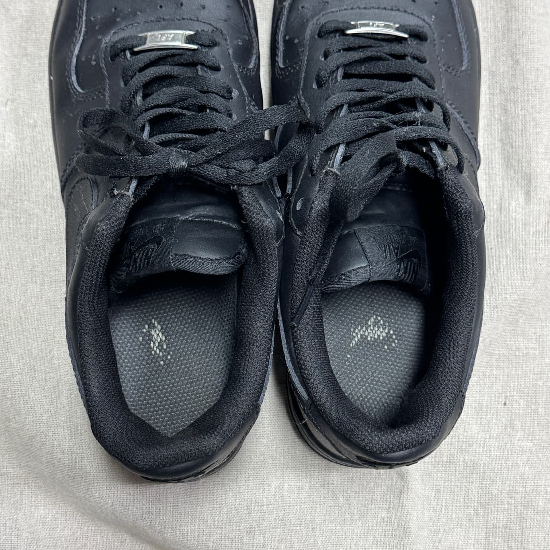 나이키 에어포스1 로우 올블랙 265 상품이미지6