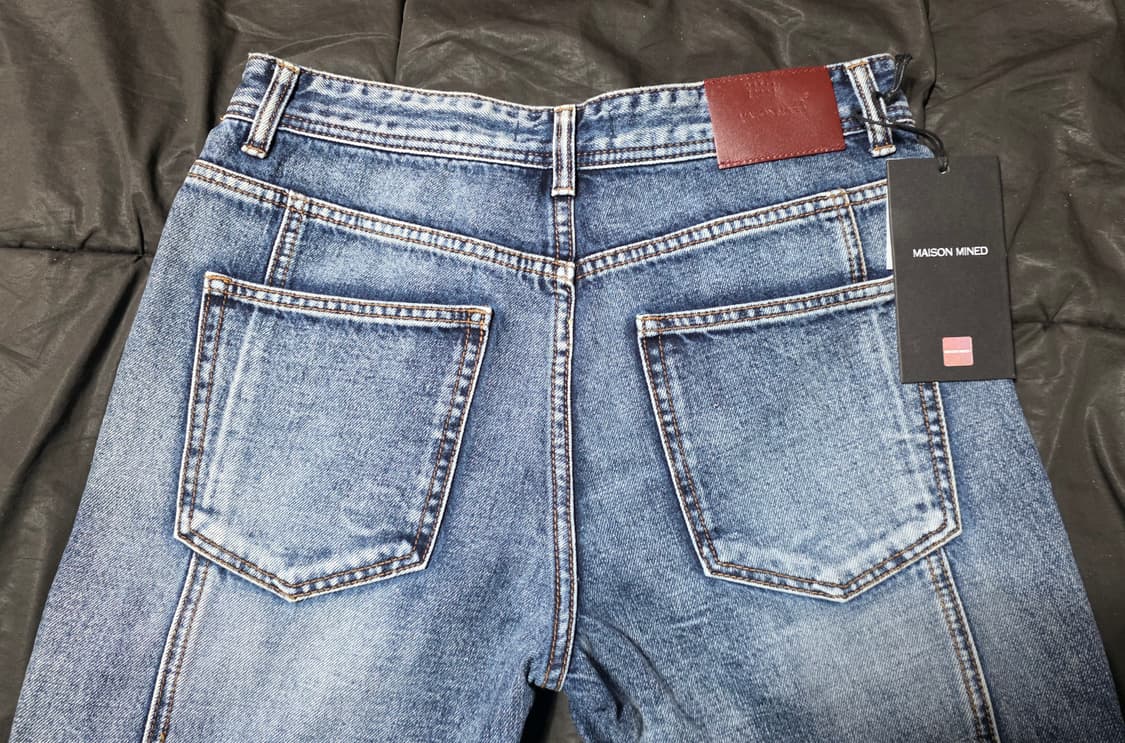 [새상품/46] 메종미네드 스냅 백 슬릿 스트레이트 진 (중청) 상품이미지6