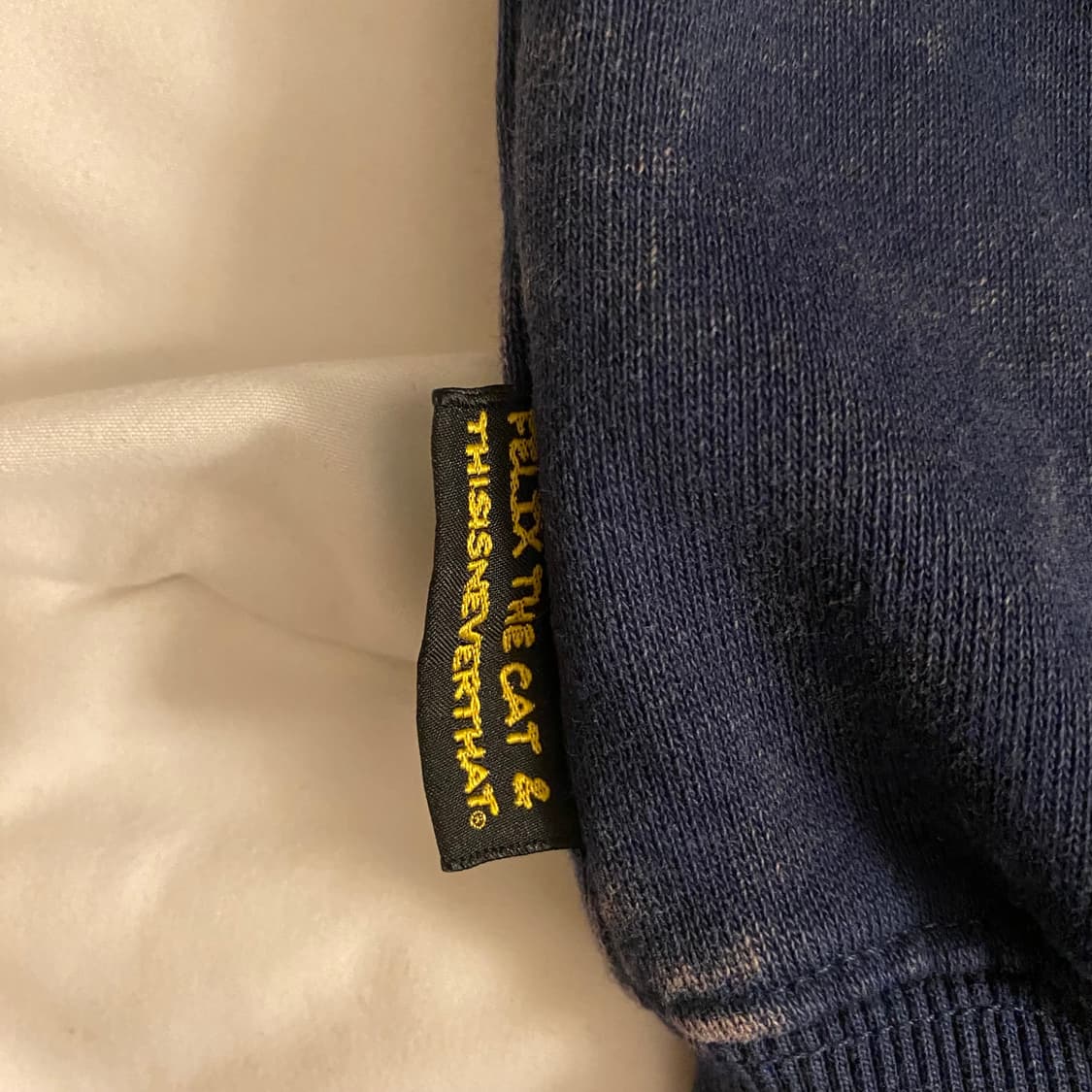 디스이즈네버댓 펠릭스더캣 콜라보 후드티 상품이미지4