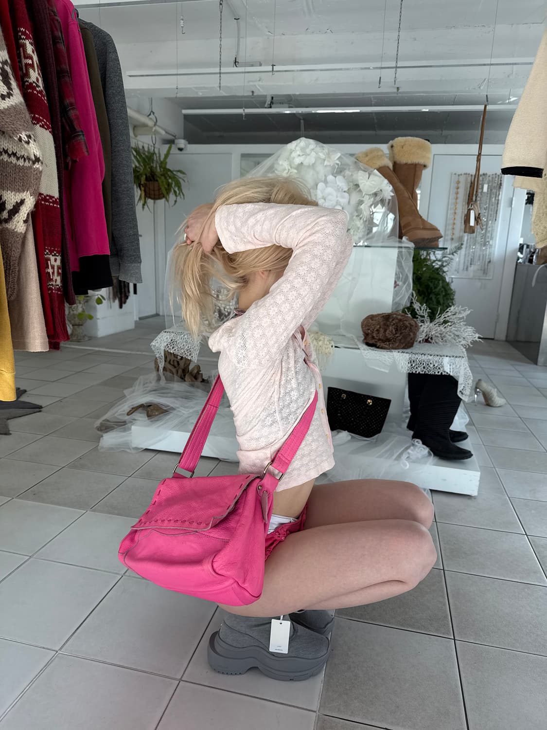 pink patchwork leather messenger bag 상품이미지4