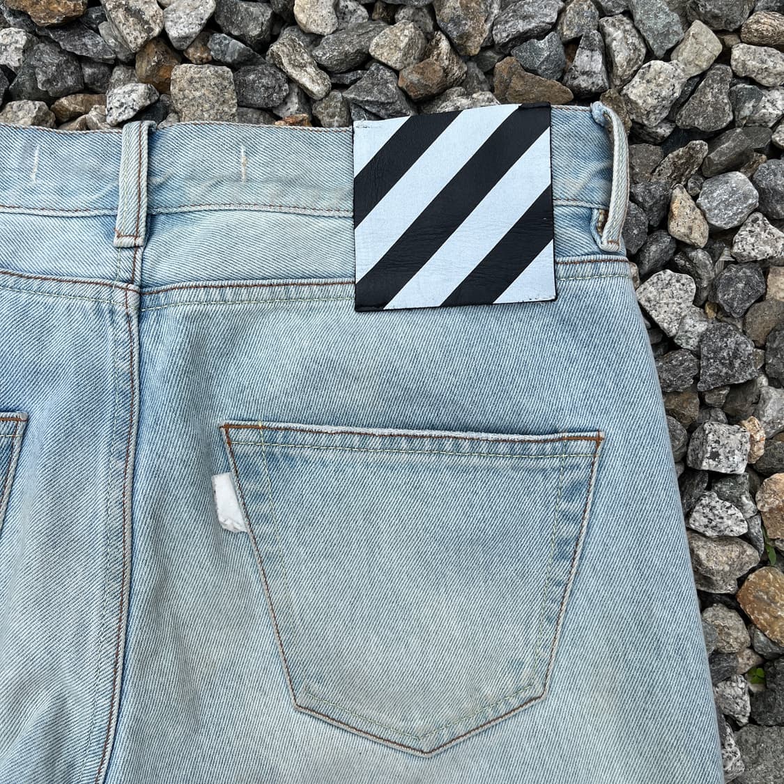 오프화이트(Off-White) 연청 크롭진 (실측확인) 상품이미지9