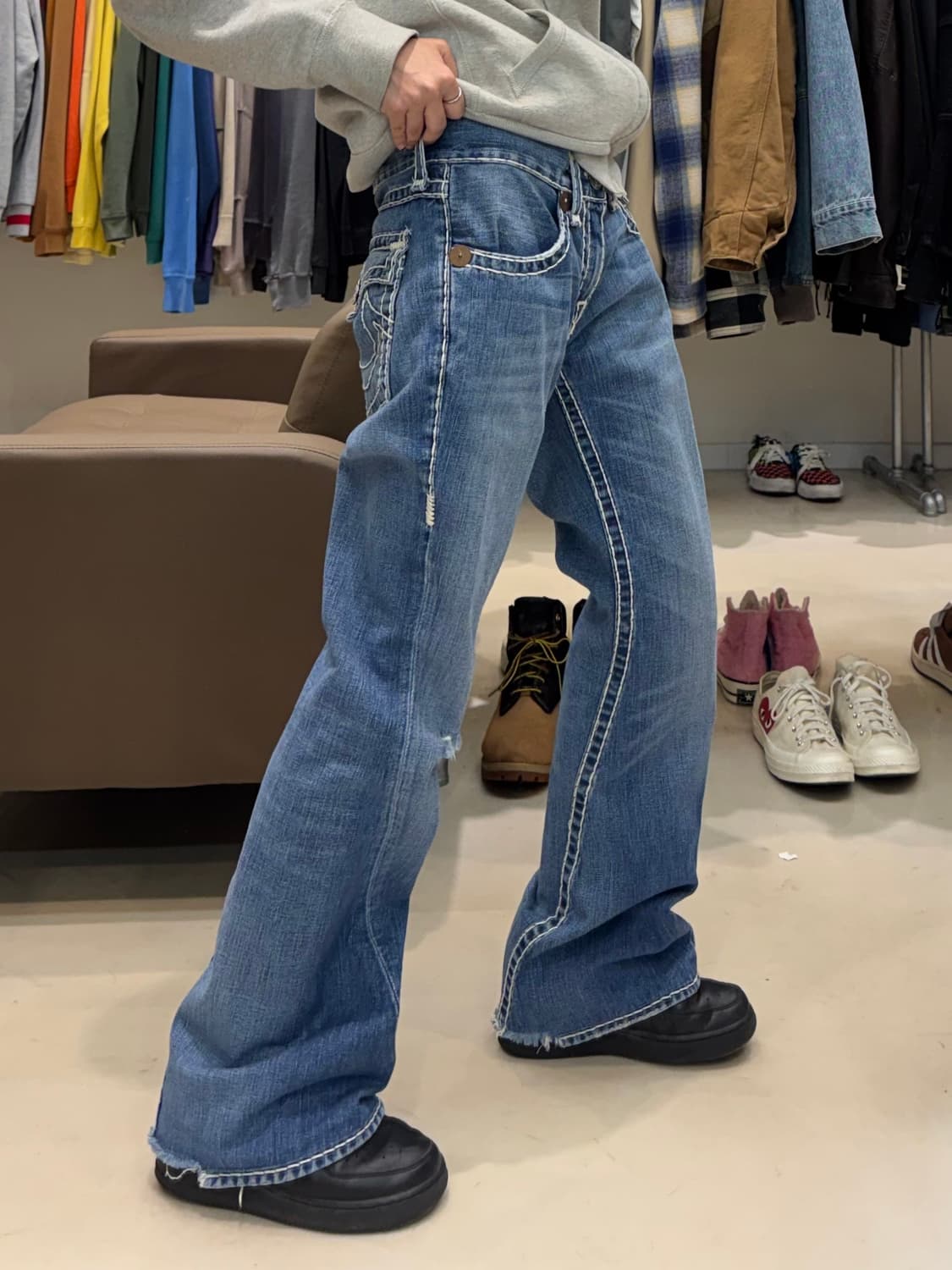 트루릴리젼 조이 슈퍼T 부츠컷 데님팬츠 상품이미지8