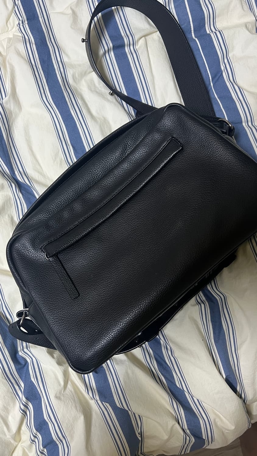 24FW 유스 레더 카메라백 상품이미지4