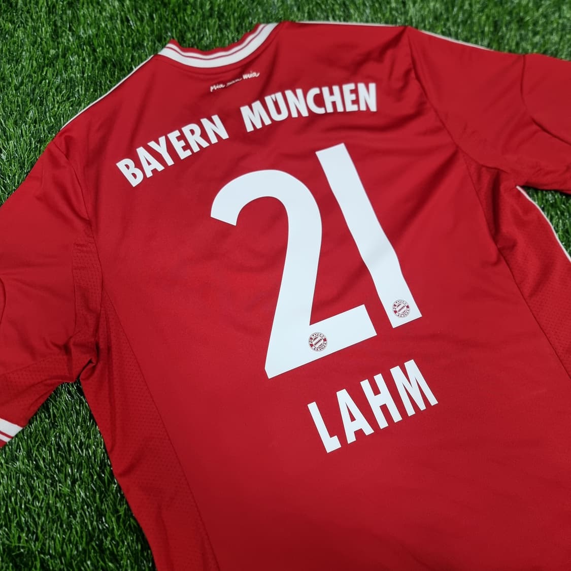 13-14시즌 바이에른 뮌헨 홈 유니폼 #21 필립 람 상품이미지3