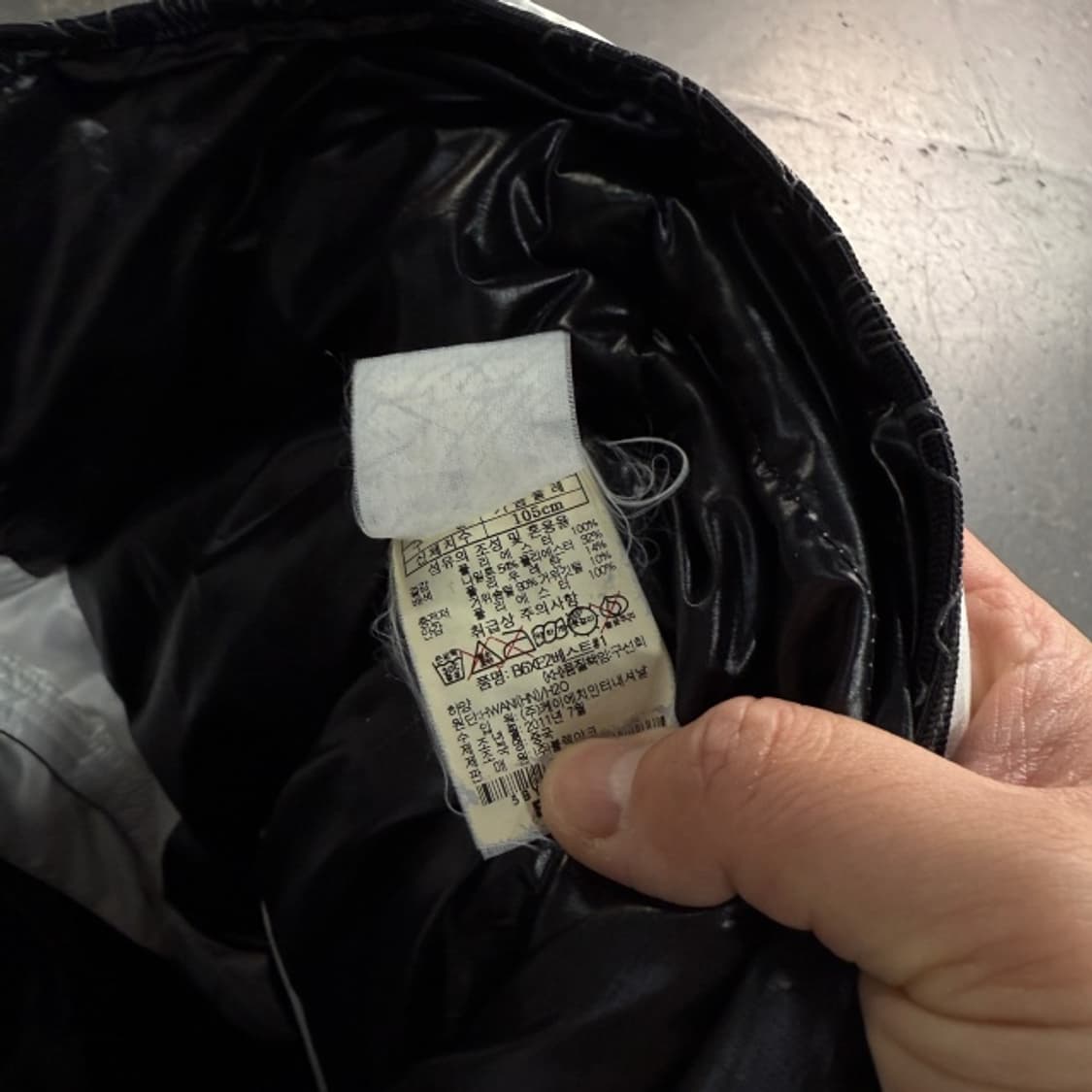 105 블랙야크 패딩조끼 상품이미지5