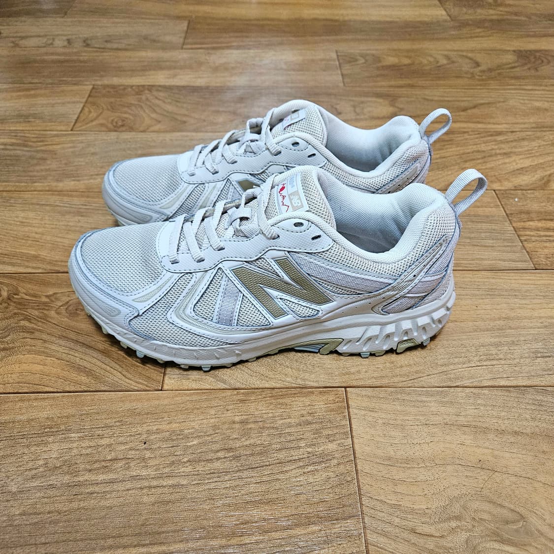 뉴발란스 410 250 상품이미지1