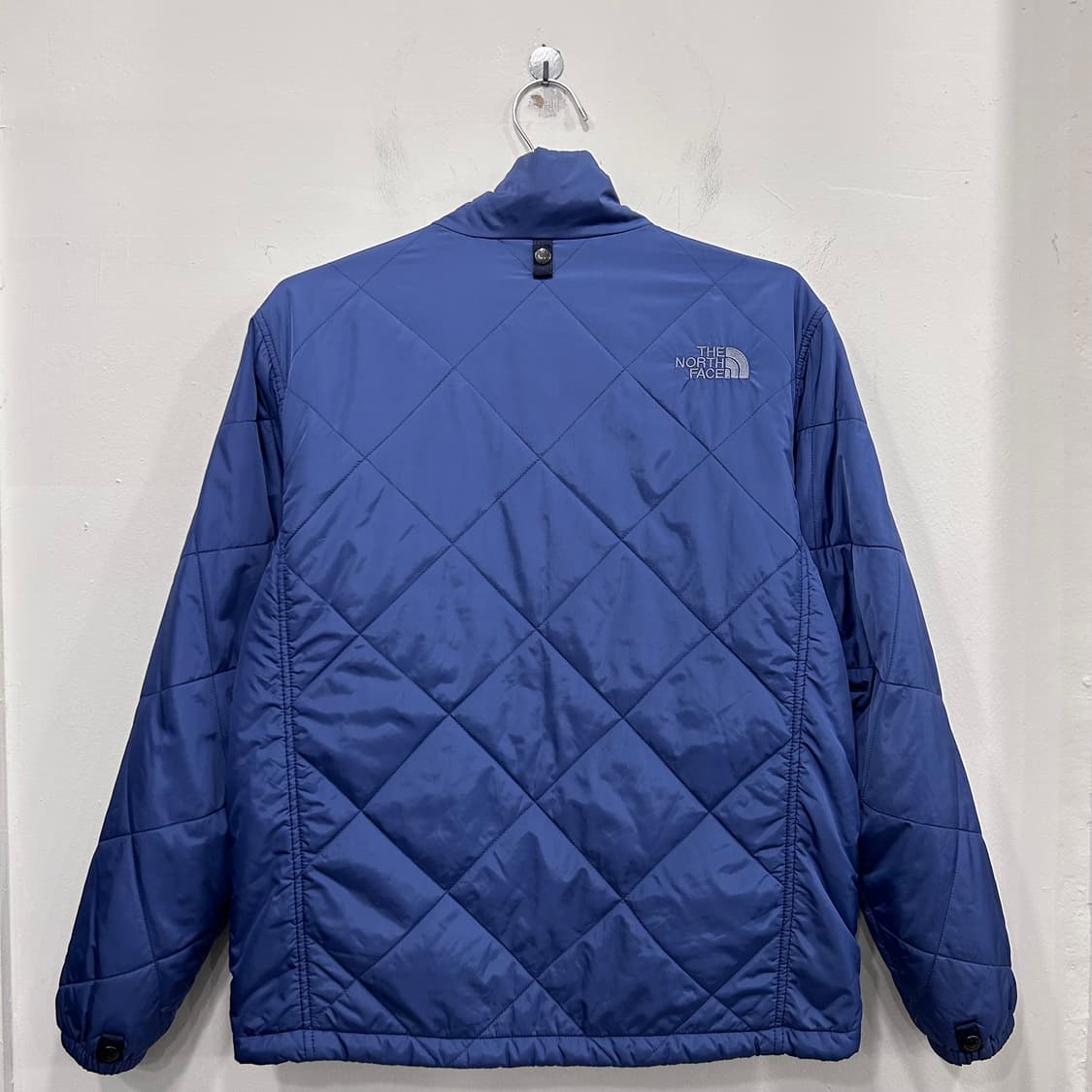 노스페이스 스몰로고 이너겸용 퀼티드 경량패딩 상품이미지5