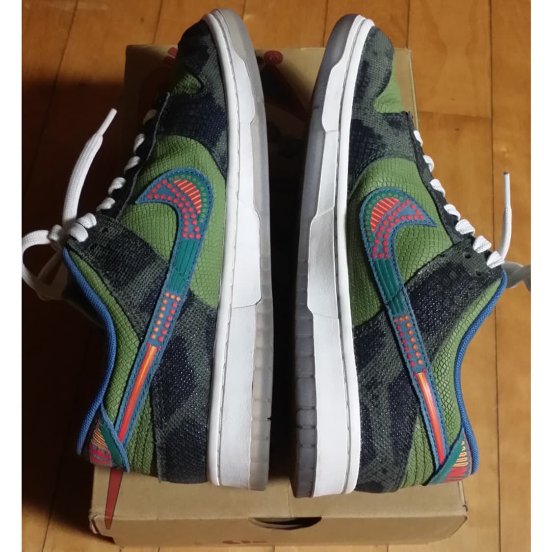 나이키 덩크 로우 프리미엄 시엠프레 파밀리아 270 상품이미지3