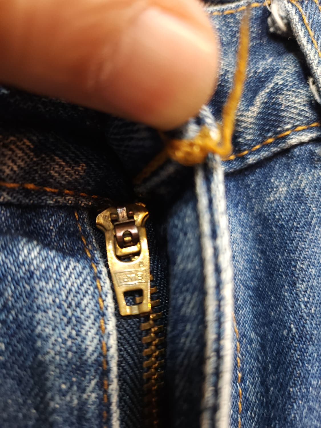 리바이스 80s 505-03 데님팬츠 usa

미국판 상품이미지7