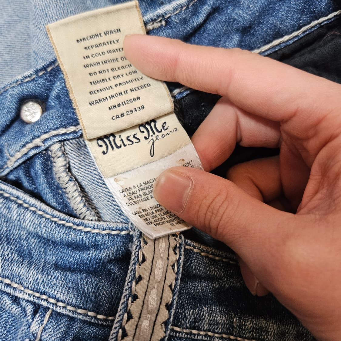 Miss Me 버튼 자수 y2k 디테일 데님 부츠컷 팬츠 26size 상품이미지10