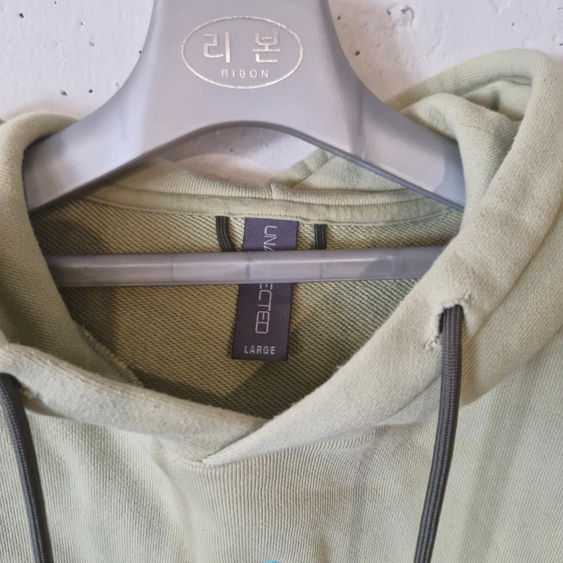 비슬로우 UNAFFECTED 오버사이즈 후드티 상품이미지5