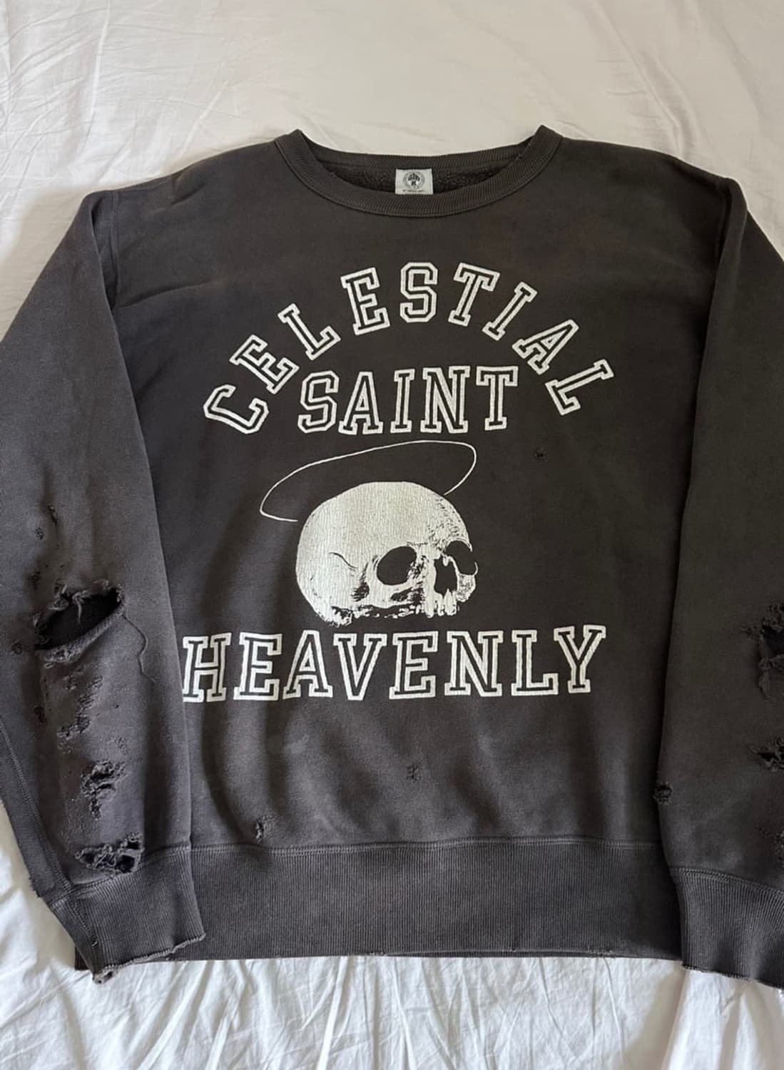 세인트 미카엘 맨투맨 상품이미지1