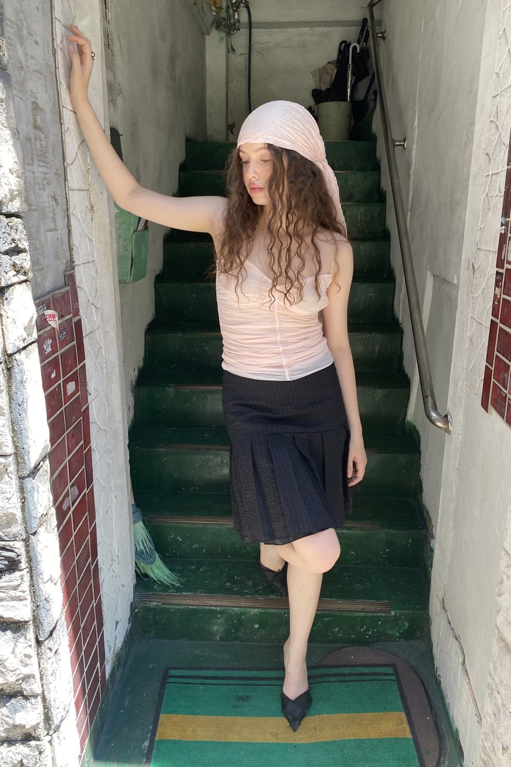 루즈슬립오버 Mesh Ribbon Shirred Camisole 상품이미지2