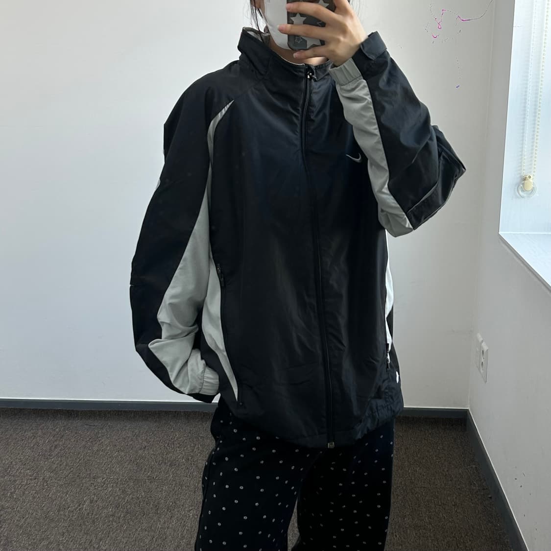 Nike 나이키 그레이 블랙 배색 바람막이 상품이미지2