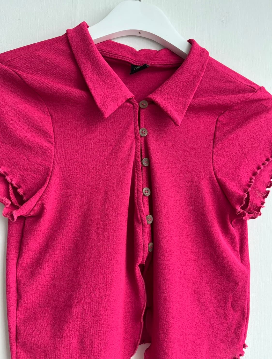 Urban Outfitters 핑크 컷아웃 크롭 탑 상품이미지4