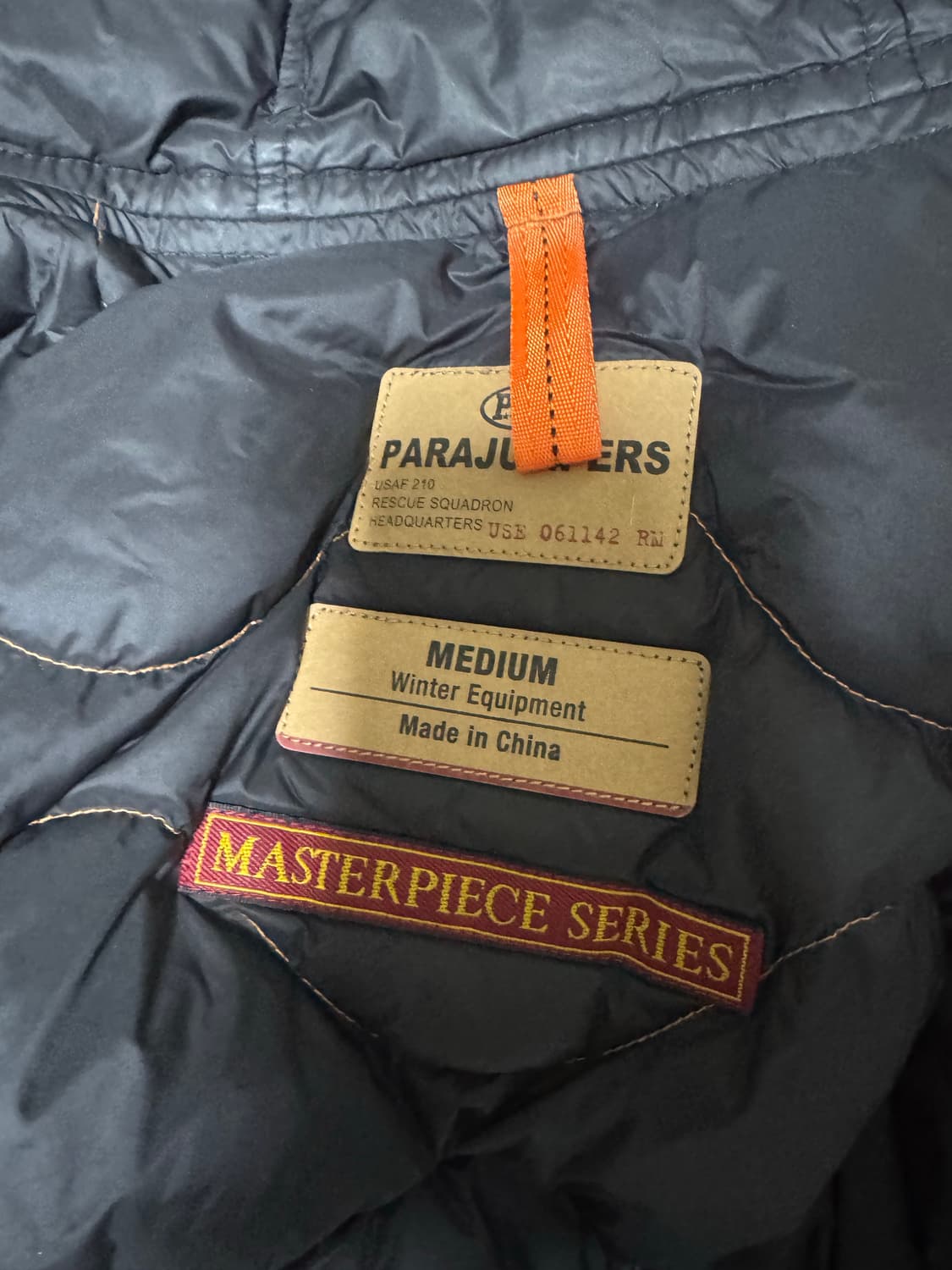 파라점퍼스고비 m사이즈  상품이미지5