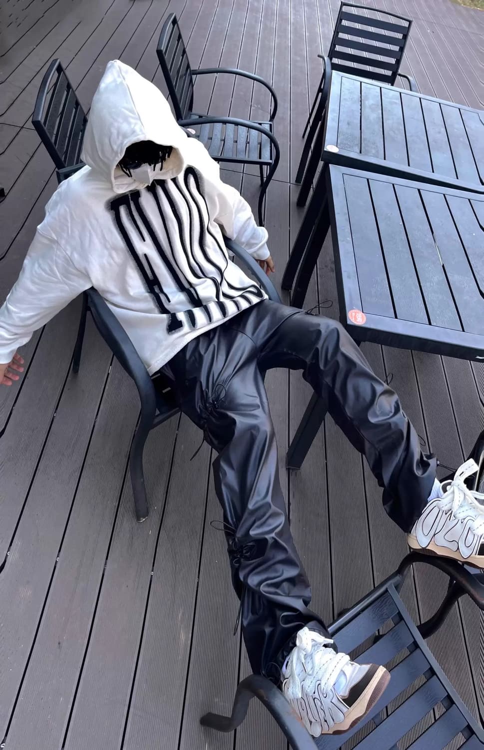 FVVO Classic logo embroidered hoodie 상품이미지2