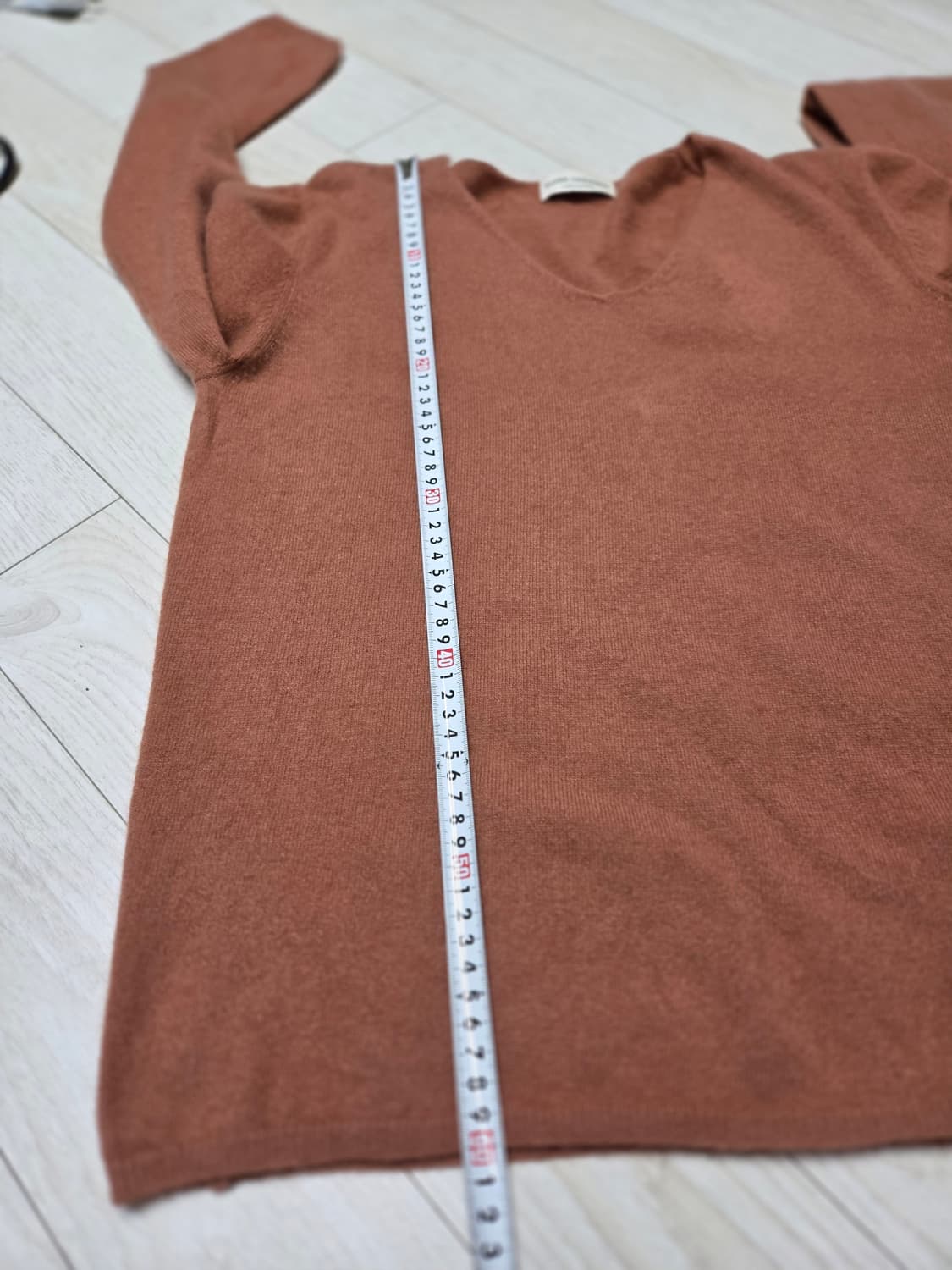 SUPER CASHMERE의 브이넥 니트- 100% 캐시미어 상품이미지3