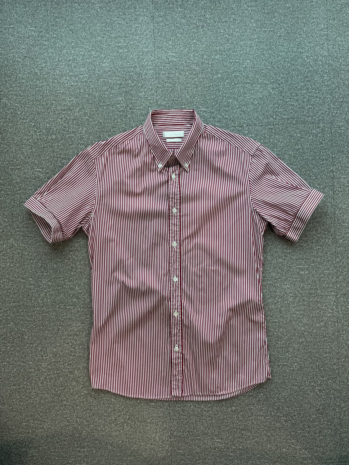 알렉산더맥퀸 레드 스트라이프 머슬핏 하프 셔츠 48  상품이미지1