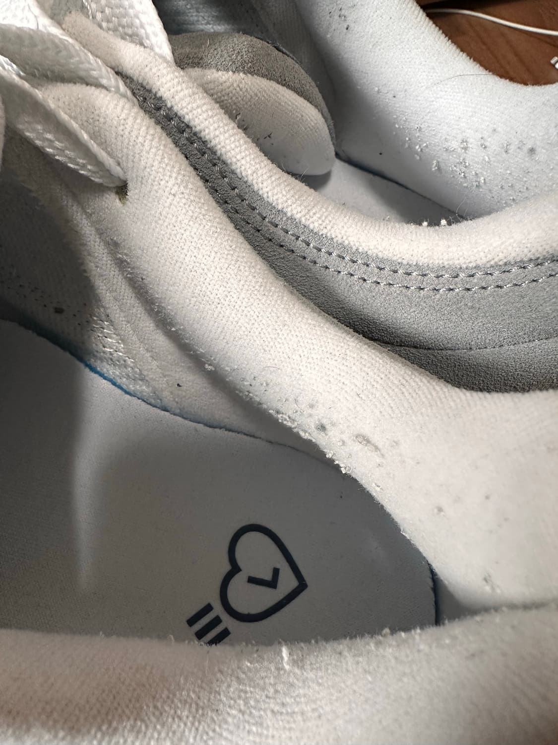 260) 아디다스 x 휴먼 메이드 아디매틱 그레이 상품이미지5