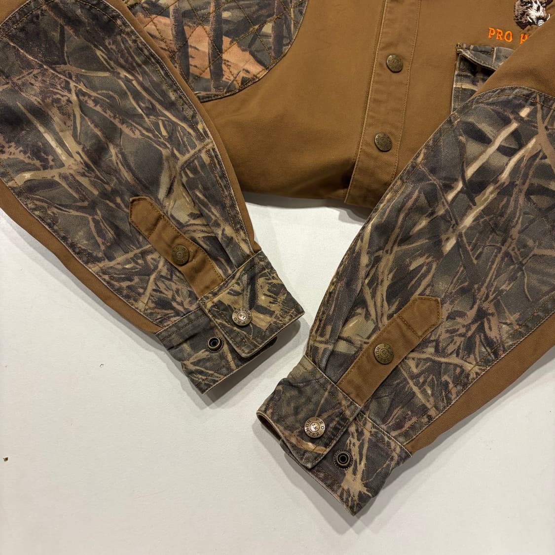 [100] 프로헌터 리얼트리 패턴 긴팔 셔츠 브라운 D712 상품이미지7