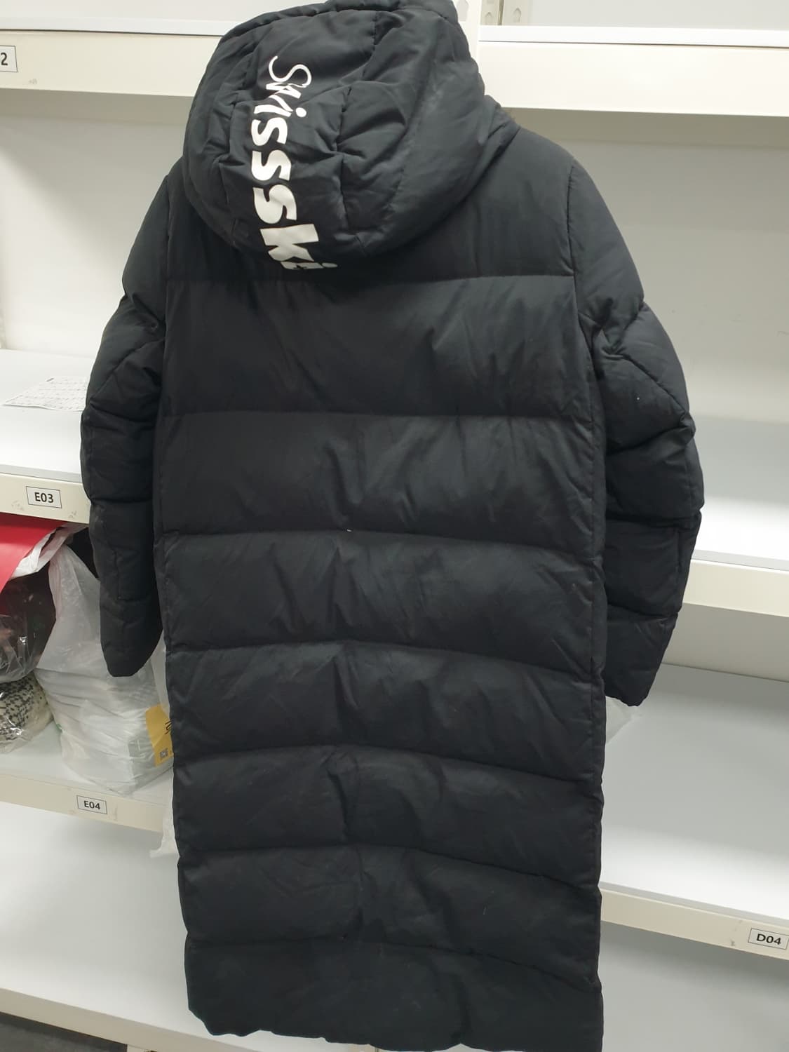 데상트 정품 스위스아우디 스키패딩 오리털 롱패딩 사이즈 90 판매합니다  상품이미지2
