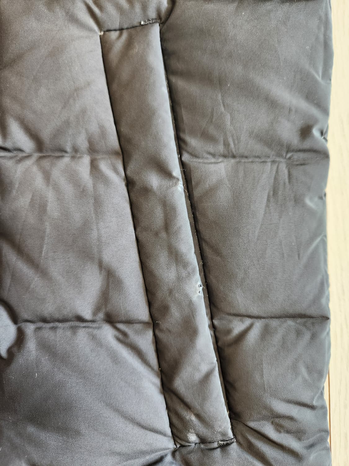 아이더 경량 구스다운패딩 사이즈100(L)

여기저기 사용감 있어서 싸게 상품이미지4